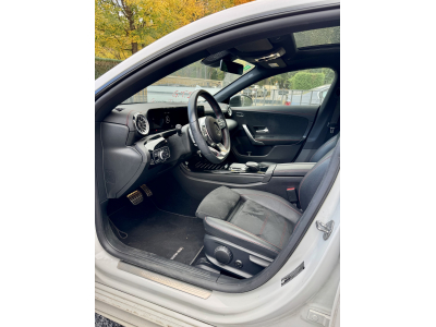 Mercedes-Benz CLA 200 Shooting Brake SB AMG 163 7G-DCT Pano
