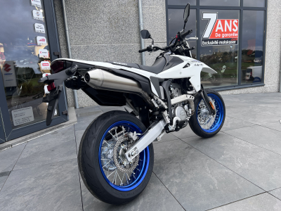 Suzuki DR-Z 400 Supermotard