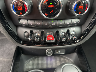 MINI Cooper Clubman 1.5 Auto 136CV