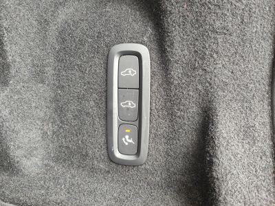 Volvo XC60 T8 TWIN ENGINE AWD PHEV CARPLAY CUIR SUSPENSIONS PNEU