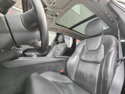 Volvo XC60 T8 TWIN ENGINE AWD PHEV CARPLAY CUIR SUSPENSIONS PNEU