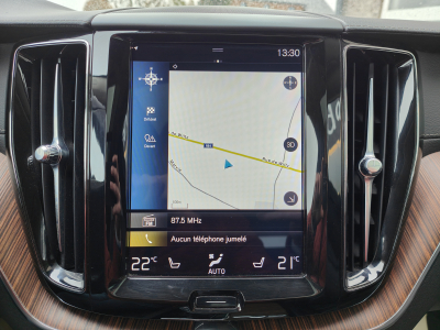 Volvo XC60 T8 TWIN ENGINE AWD PHEV CARPLAY CUIR SUSPENSIONS PNEU