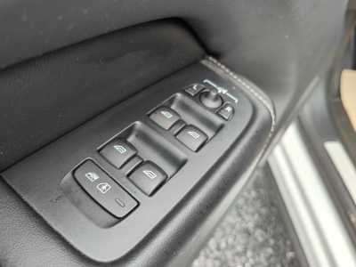 Volvo XC60 T8 TWIN ENGINE AWD PHEV CARPLAY CUIR SUSPENSIONS PNEU