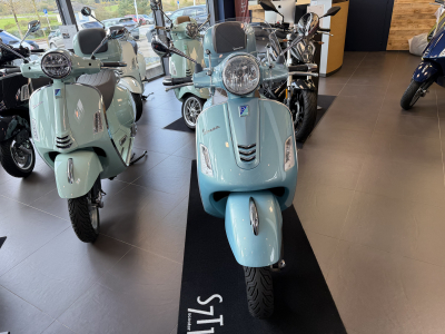 Vespa GTS 300 70 Jahre Limited Edition