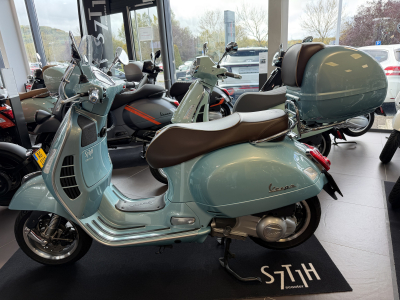 Vespa GTS 300 70 Jahre Limited Edition