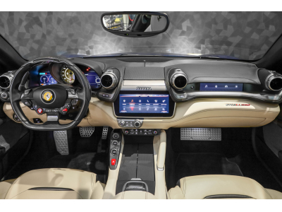 Ferrari GTC4Lusso 6.3 V12 - BLEU TOUR DE FRANCE