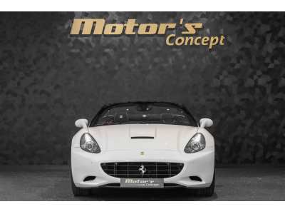 Ferrari California 4.3 V8 - BIANCO AVUS