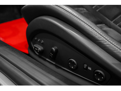 Ferrari California 4.3 V8 - BIANCO AVUS