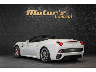Ferrari California 4.3 V8 - BIANCO AVUS