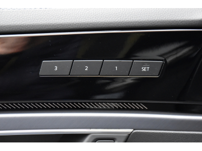 Volkswagen Touareg 3.0 TDI 4Motion R-Line Tiptronic