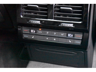 Volkswagen Touareg 3.0 TDI 4Motion R-Line Tiptronic