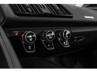 Audi R8 5.2 V10 FSI COUPÉ S-TRONIC