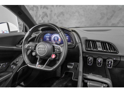 Audi R8 5.2 V10 FSI COUPÉ S-TRONIC