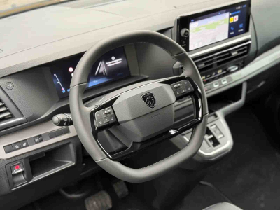 Peugeot Traveller 2.0 BlueHDI 180 AT8 Kombi L3 Premium