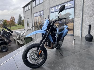 Suzuki DR-Z 400 Supermotard