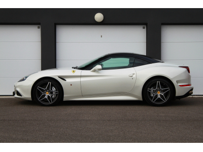 Ferrari California California T V8 3.9L 560 | BIANCO ITALIA | TVA