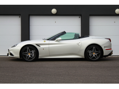 Ferrari California California T V8 3.9L 560 | BIANCO ITALIA | TVA