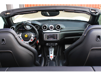 Ferrari California California T V8 3.9L 560 | BIANCO ITALIA | TVA