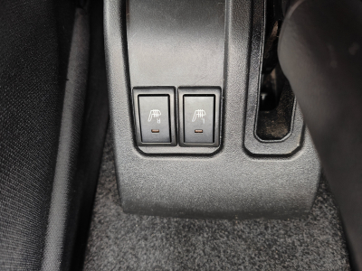 Suzuki Jimny 1.5i 4x4 UTILITAIRE CLIM ATTACHE REMORQUE BLUETOOTH SIEGES CHAUFFANTS