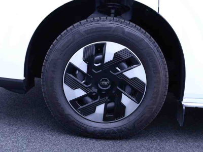 Ford Transit Custom 2.5 Duratec PHEV 233 Auto Trend