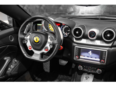 Ferrari California T 3.8 V8 - NERO DAYTONA