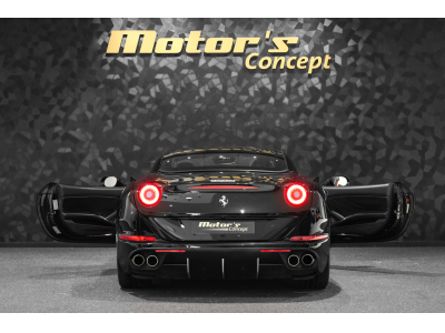 Ferrari California T 3.8 V8 - NERO DAYTONA