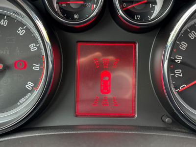 Opel Astra Astra J Lim. 5-trg. Exklusiv