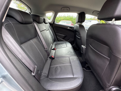 Opel Astra Astra J Lim. 5-trg. Exklusiv