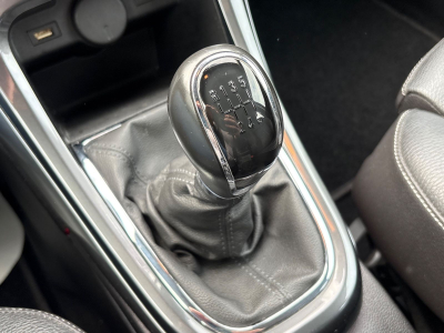 Opel Astra Astra J Lim. 5-trg. Exklusiv