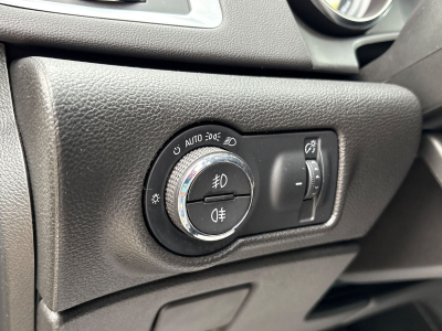 Opel Astra Astra J Lim. 5-trg. Exklusiv