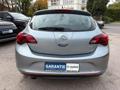 Opel Astra Astra J Lim. 5-trg. Exklusiv