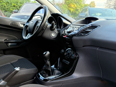 Ford Fiesta Fiesta Titanium/5xTürer/