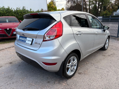 Ford Fiesta Fiesta Titanium/5xTürer/
