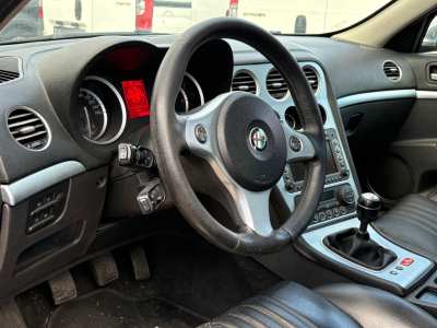 Alfa Romeo 159 159  Sportwagon 3.2 JTS V6 24V Q4 Distinctive