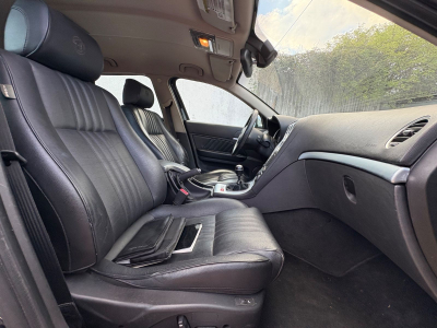 Alfa Romeo 159 159  Sportwagon 3.2 JTS V6 24V Q4 Distinctive