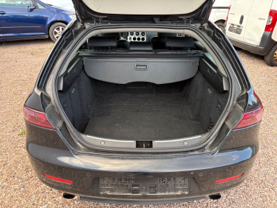 Alfa Romeo 159 159  Sportwagon 3.2 JTS V6 24V Q4 Distinctive