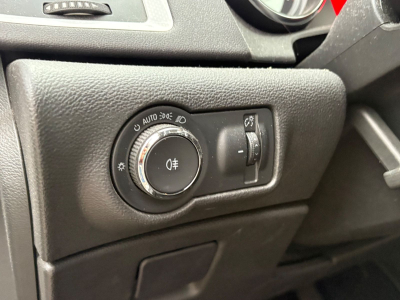 Opel Astra Astra J Lim. 5-trg. White Edition