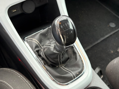 Opel Astra Astra J Lim. 5-trg. White Edition