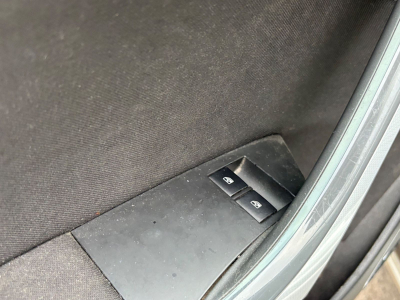 Opel Astra Astra J Lim. 5-trg. White Edition