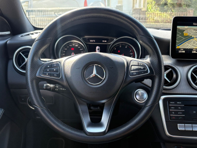 Mercedes-Benz CLA 220 Shooting Brake CLA 220 Shooting Brake 4 Matic/AMG LIne