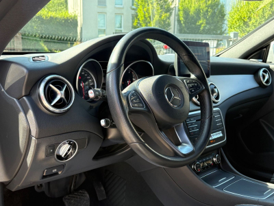 Mercedes-Benz CLA 220 Shooting Brake CLA 220 Shooting Brake 4 Matic/AMG LIne