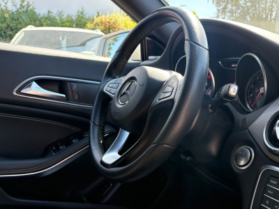 Mercedes-Benz CLA 220 Shooting Brake CLA 220 Shooting Brake 4 Matic/AMG LIne