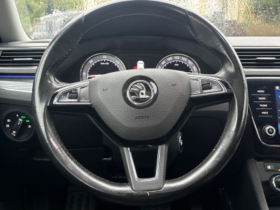 Skoda Superb Superb Lim. Style/DSG/PANO/LEDER