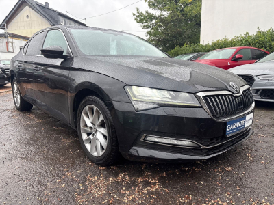 Skoda Superb Superb Lim. Style/DSG/PANO/LEDER