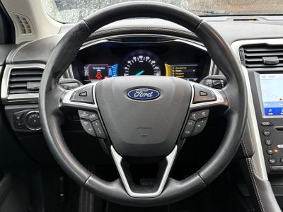 Ford Mondeo Mondeo Turnier Hybrid Vignale/Pano