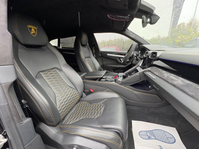 Lamborghini Urus Urus 4.0 V8 Autom./23Zoll/HEADUP/KERAMIK/NACHTSI
