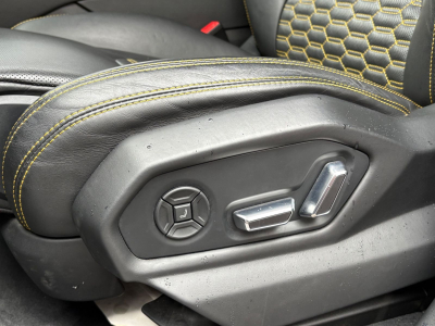 Lamborghini Urus Urus 4.0 V8 Autom./23Zoll/HEADUP/KERAMIK/NACHTSI