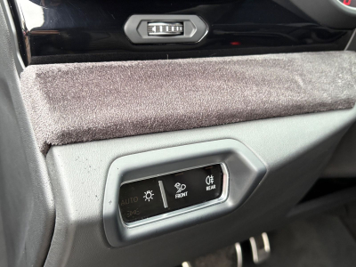 Lamborghini Urus Urus 4.0 V8 Autom./23Zoll/HEADUP/KERAMIK/NACHTSI