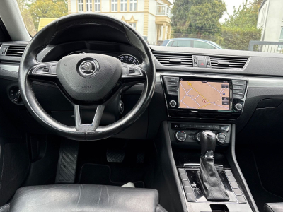 Skoda Superb Superb Lim. Style 150 PS / DSG / LEDER /