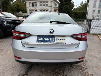 Skoda Superb Superb Lim. Style 150 PS / DSG / LEDER /